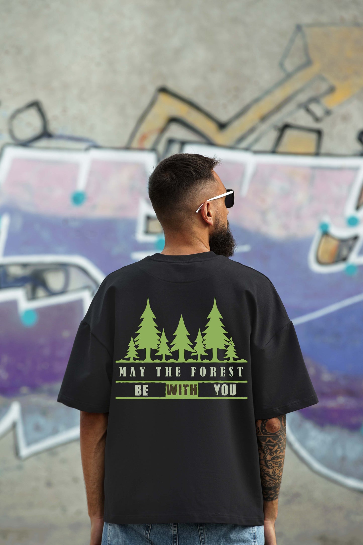 Unisex Oversized Classic T-Shirt | UC22 | Compass | Travel Theme.